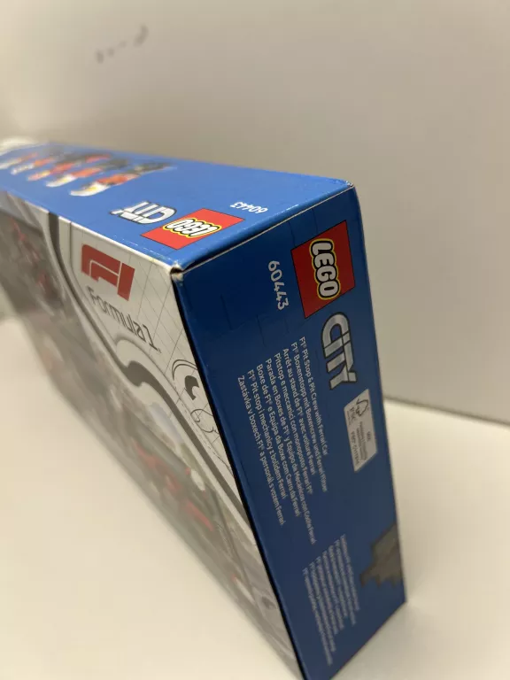 lego-city-60443-pit-stop-city-60443-f1-i-personel-ferrari-stan-11323-2