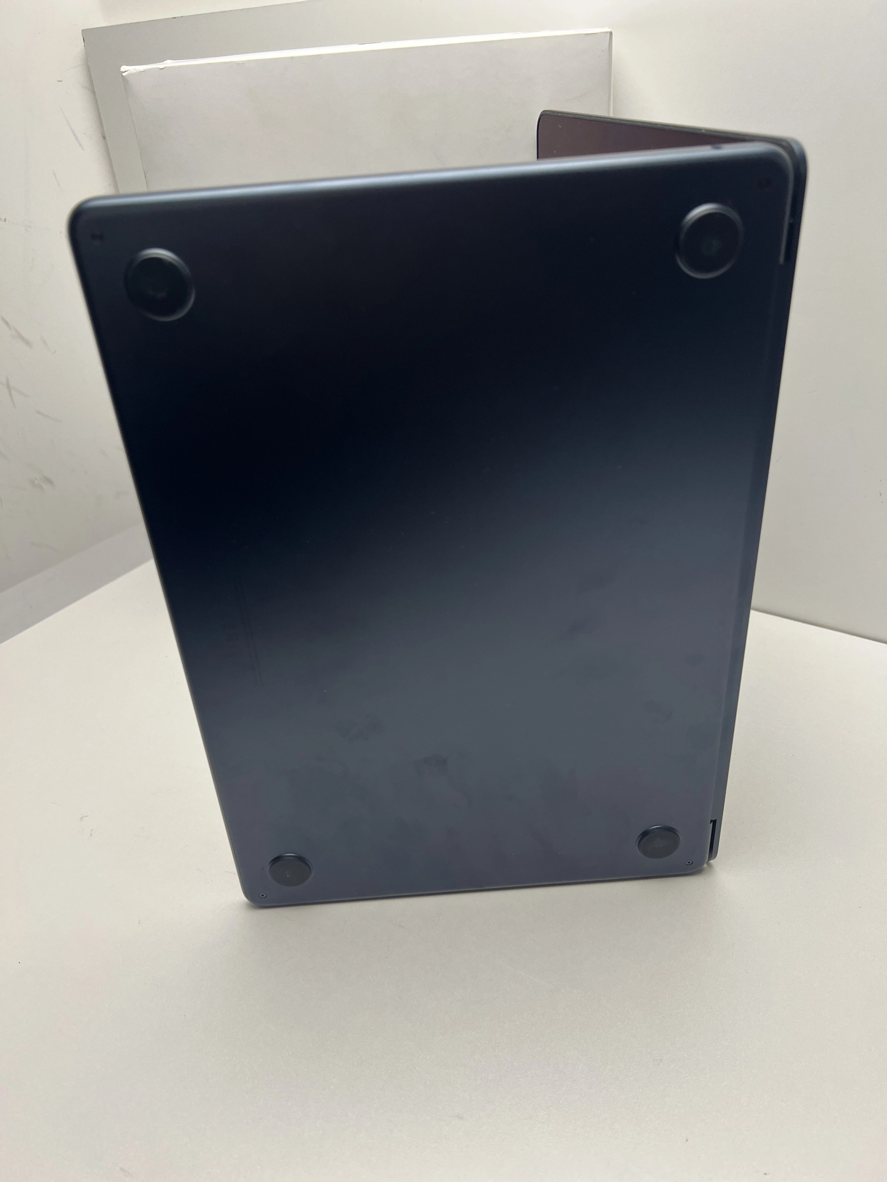 macbook-air-13-apple-m3-16-gb-256-gb-kod-producenta-mrxv3lla