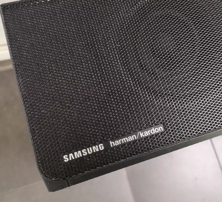 soundbar-samsung-harman-kardon-hw-q80r-moc-calkowita-370