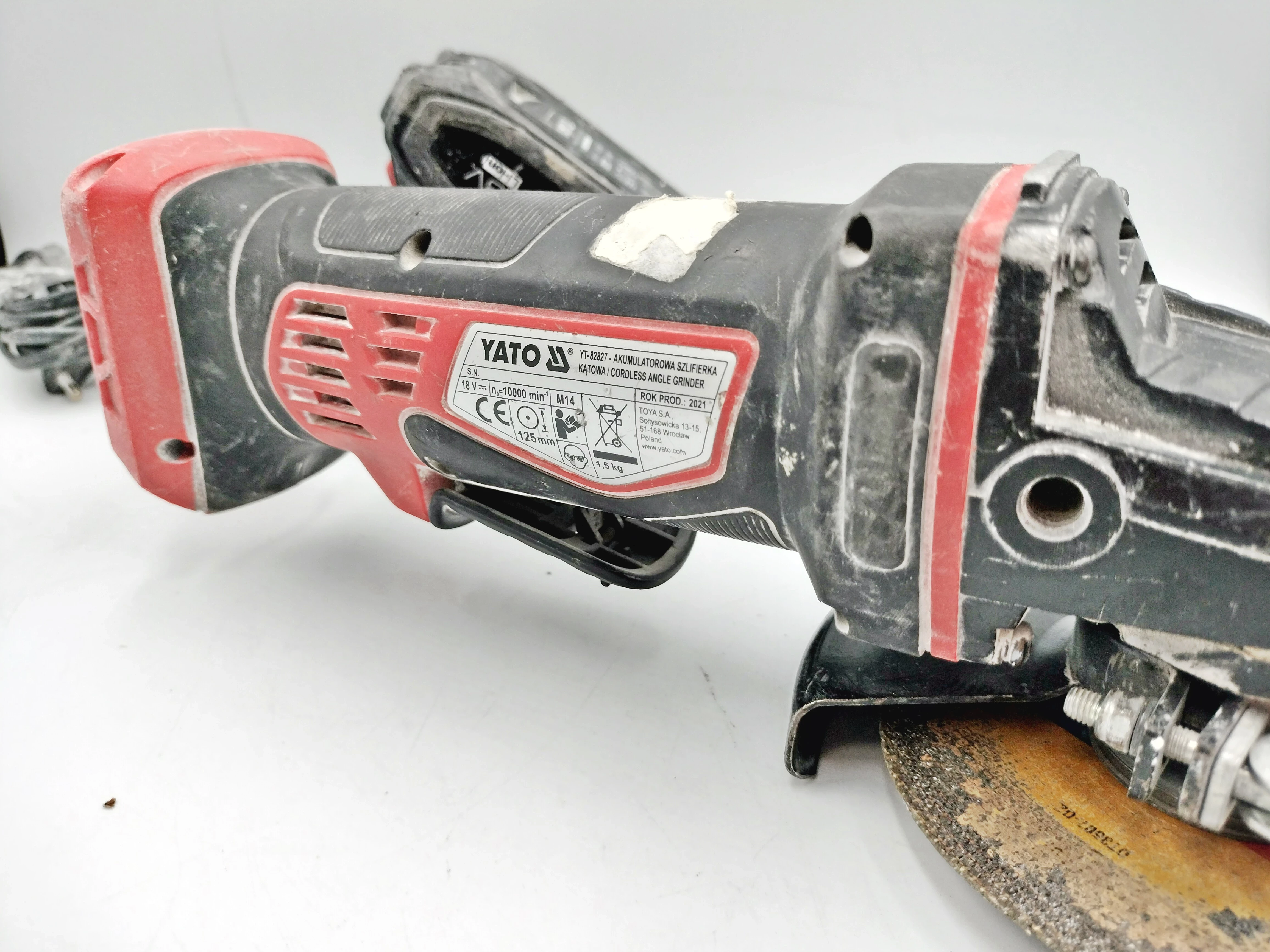 szlifierka-akumulatorowa-yato-yt-82827-stan-11323-2