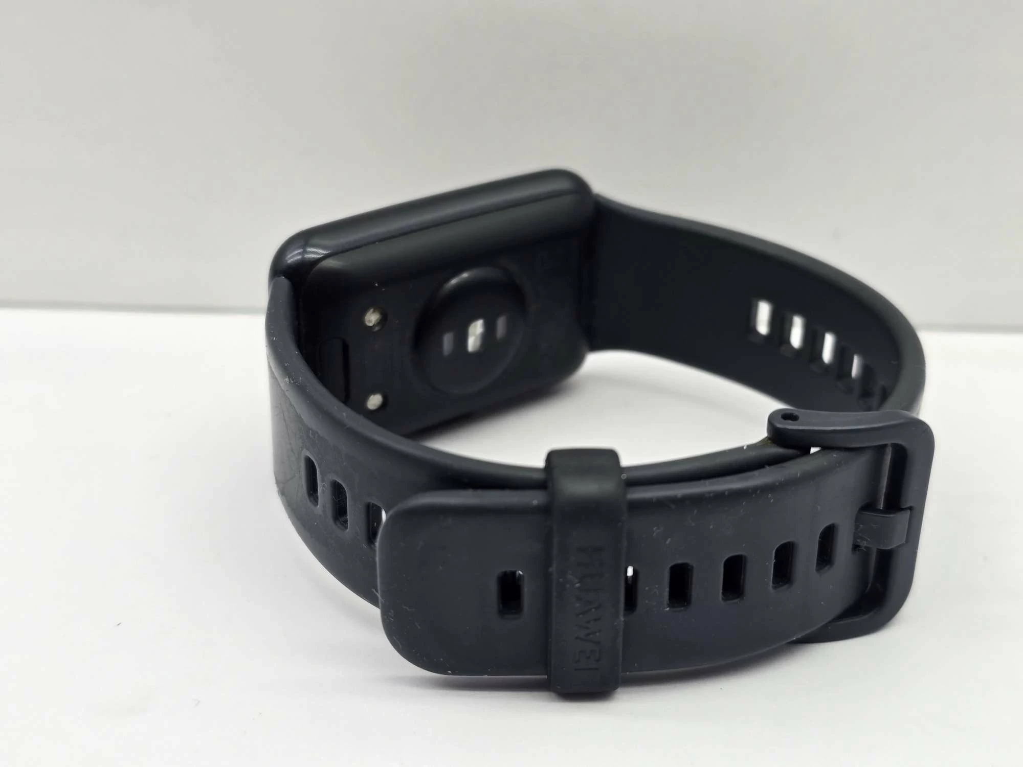 czarny-huawei-watch-fit-sta-b39-stan-11323-2