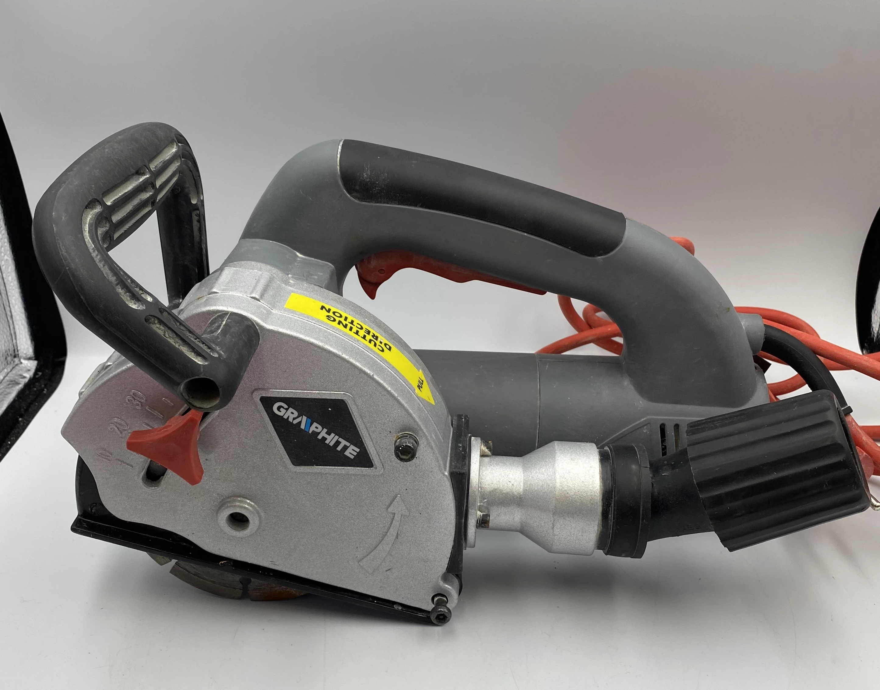 bruzdownica-graphite-59g370-ean-gtin-5902062593702