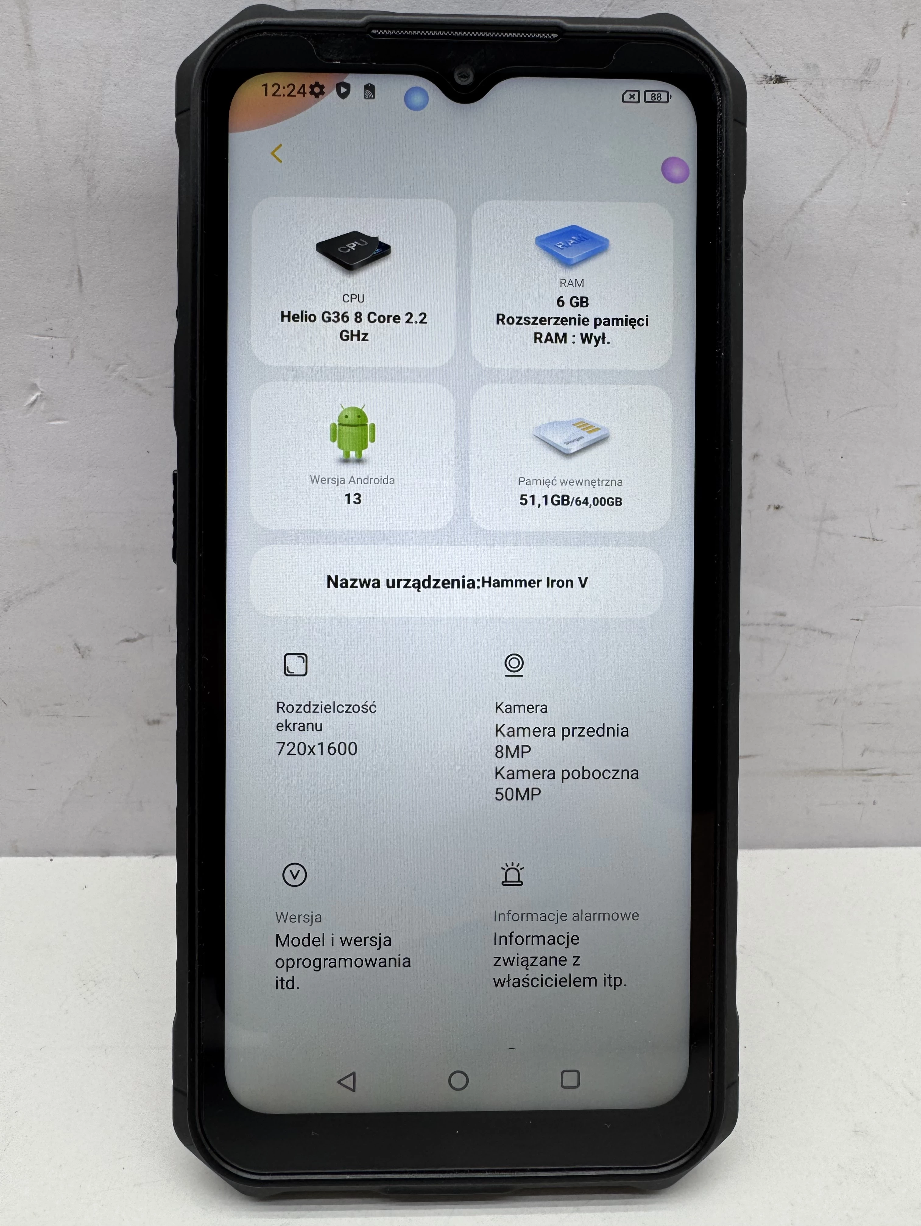 telefon-hammer-iron-v-6gb64gb-typ-202685-212929