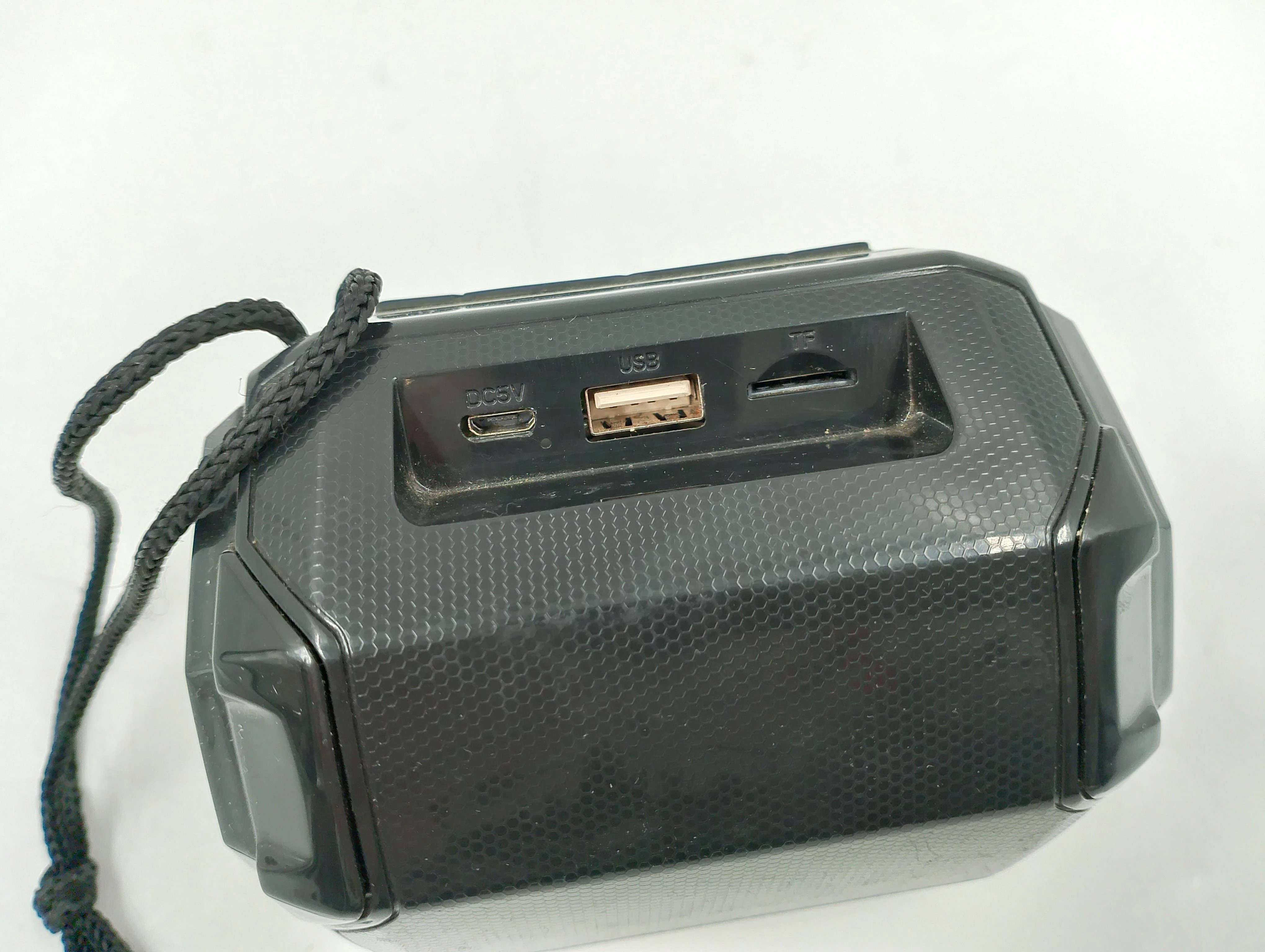 glosnik-bluetooth-x-zero-x-s1837bk-funkcje-221089-512