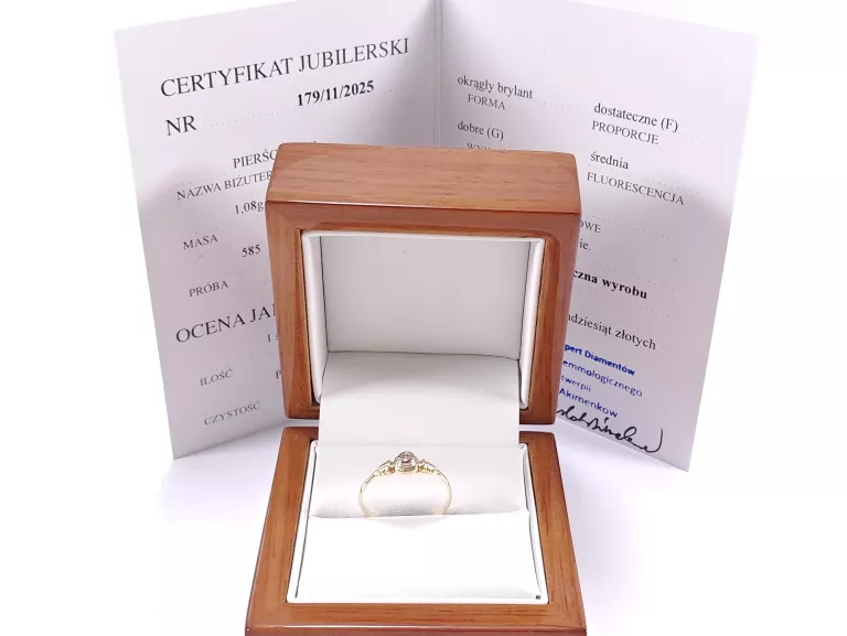 zloty-pierscionek-z-brylantem-001ct-p585-108g-r13-ean-gtin-5903772041538