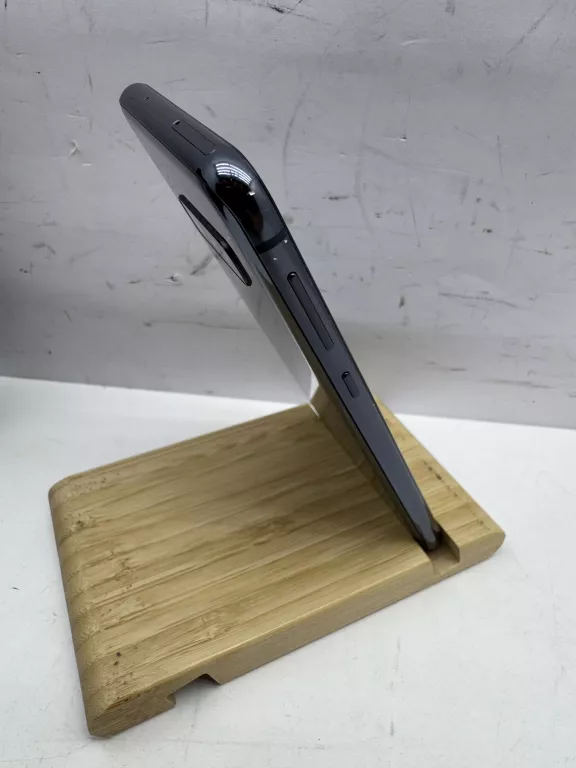 samsung-galaxy-s10e-6gb128gb-ean-gtin-8801643876555