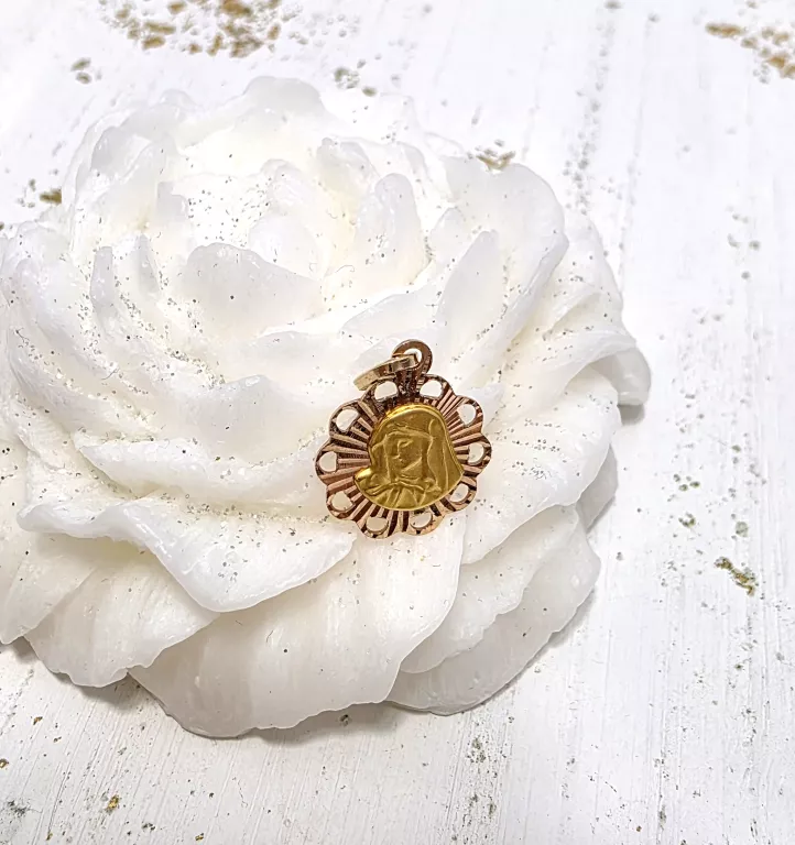 zloty-wisiorek-matka-boska-p585-w116-stan-11323-2