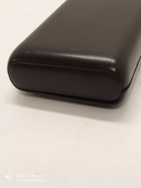 powerbank-networx-lekko-uszkodzony-pojemnosc-akumulatora-10000