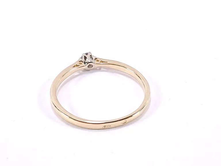 zloty-pierscionek-z-brylantem-005-ct-p585-145g-r16-marka-248811-958954