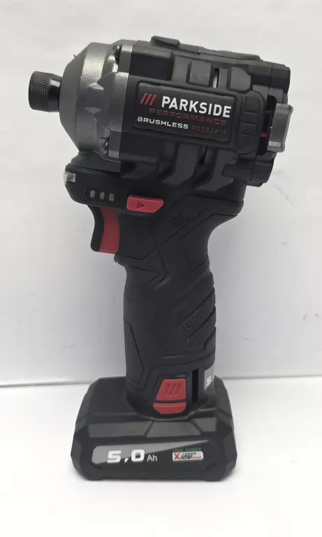 klucz-parkside-pdssap-12-a1-walizka-dwie-walizki-kluczy-nasadek-rodzaj-silnika-204657-221325