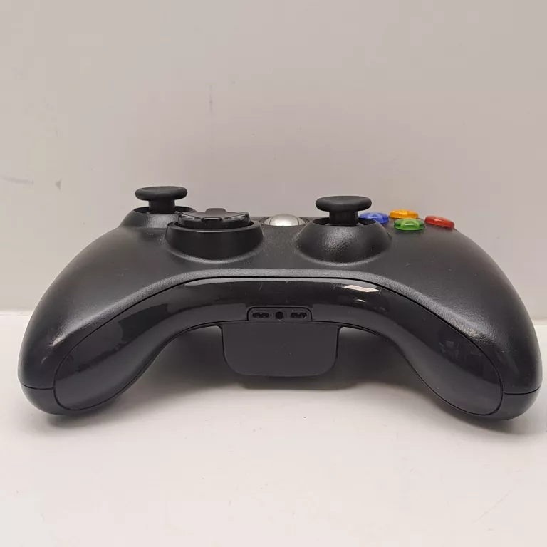 pad-xbox-360-czarny-ean-gtin-885370114850