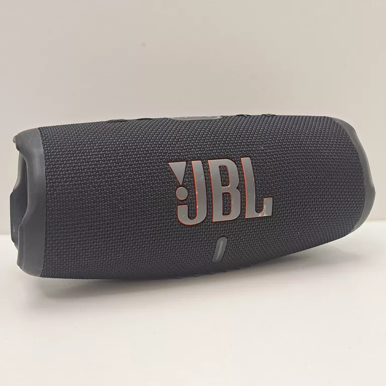 glosnik-bt-jbl-charge-5-stan-11323-2