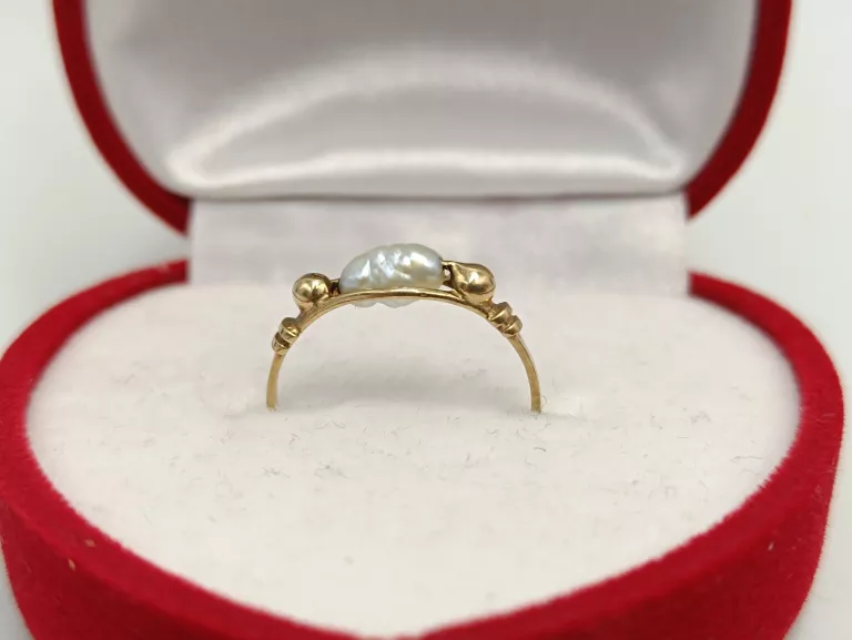 zloty-pierscionek-z-perla-333-100g-r14-saturna-41-glogow