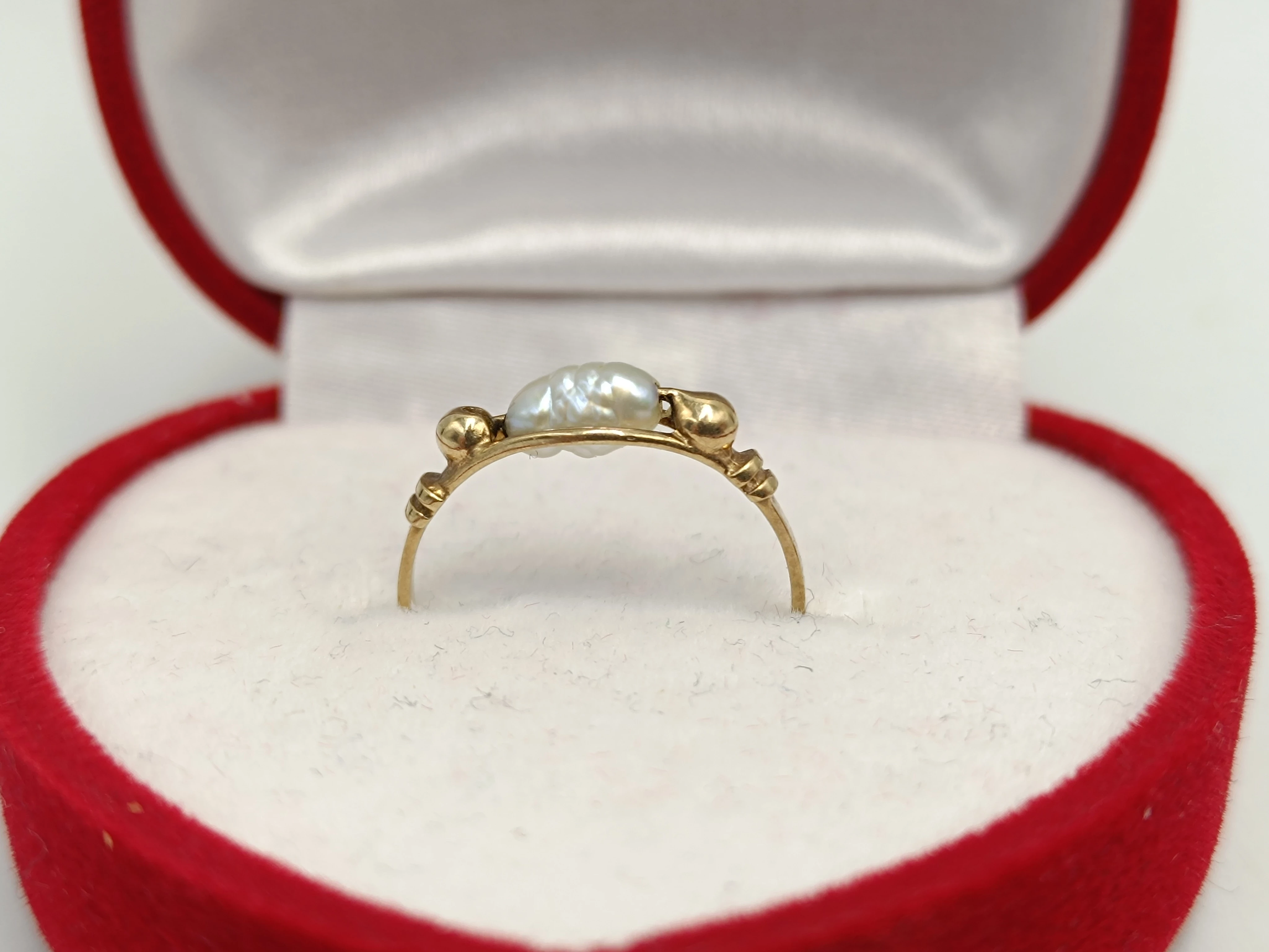 zloty-pierscionek-z-perla-333-100g-r14-saturna-41-glogow