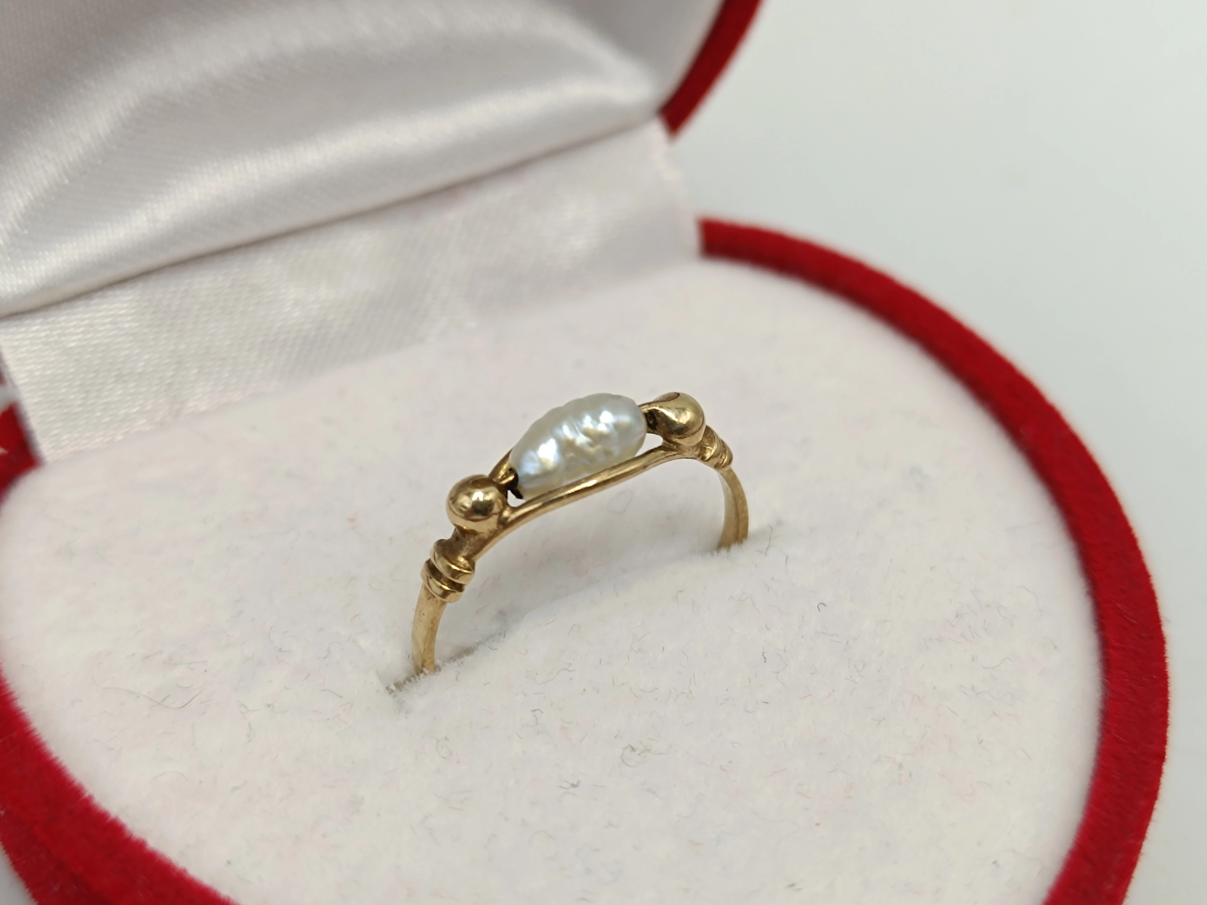 zloty-pierscionek-z-perla-333-100g-r14-stan-11323-2