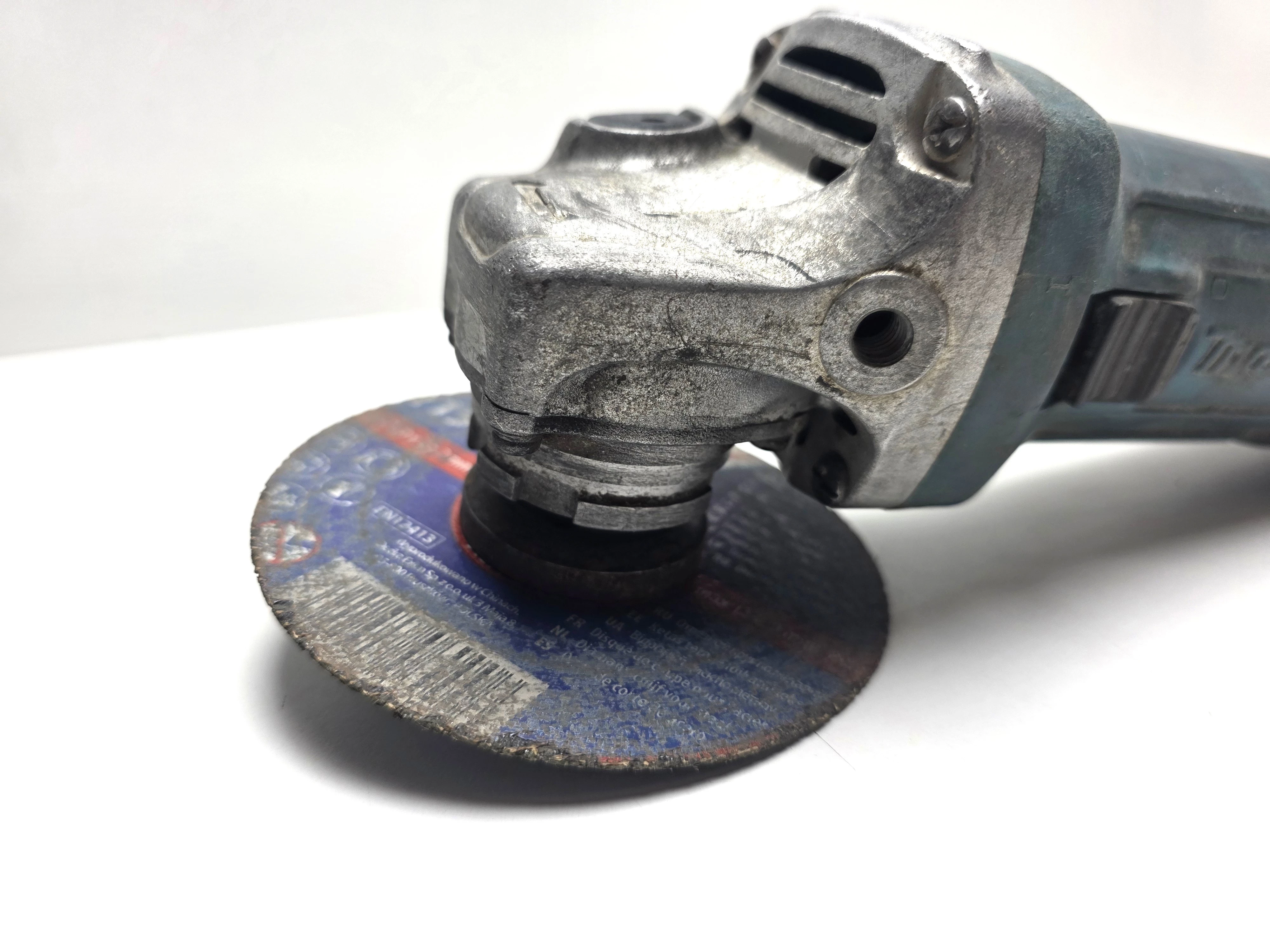 szlifierka-katowa-makita-ga5030r-ean-gtin-088381090841