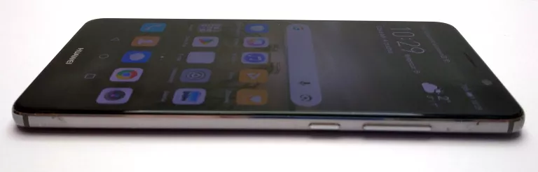 TELEFON HUAWEI MATE 9 4 GB / 64 GB