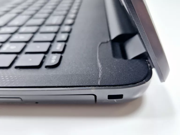 laptop-hp-250-g4-cleron-n3050-4gb500gb-hdd-kod-producenta-t3m28pt