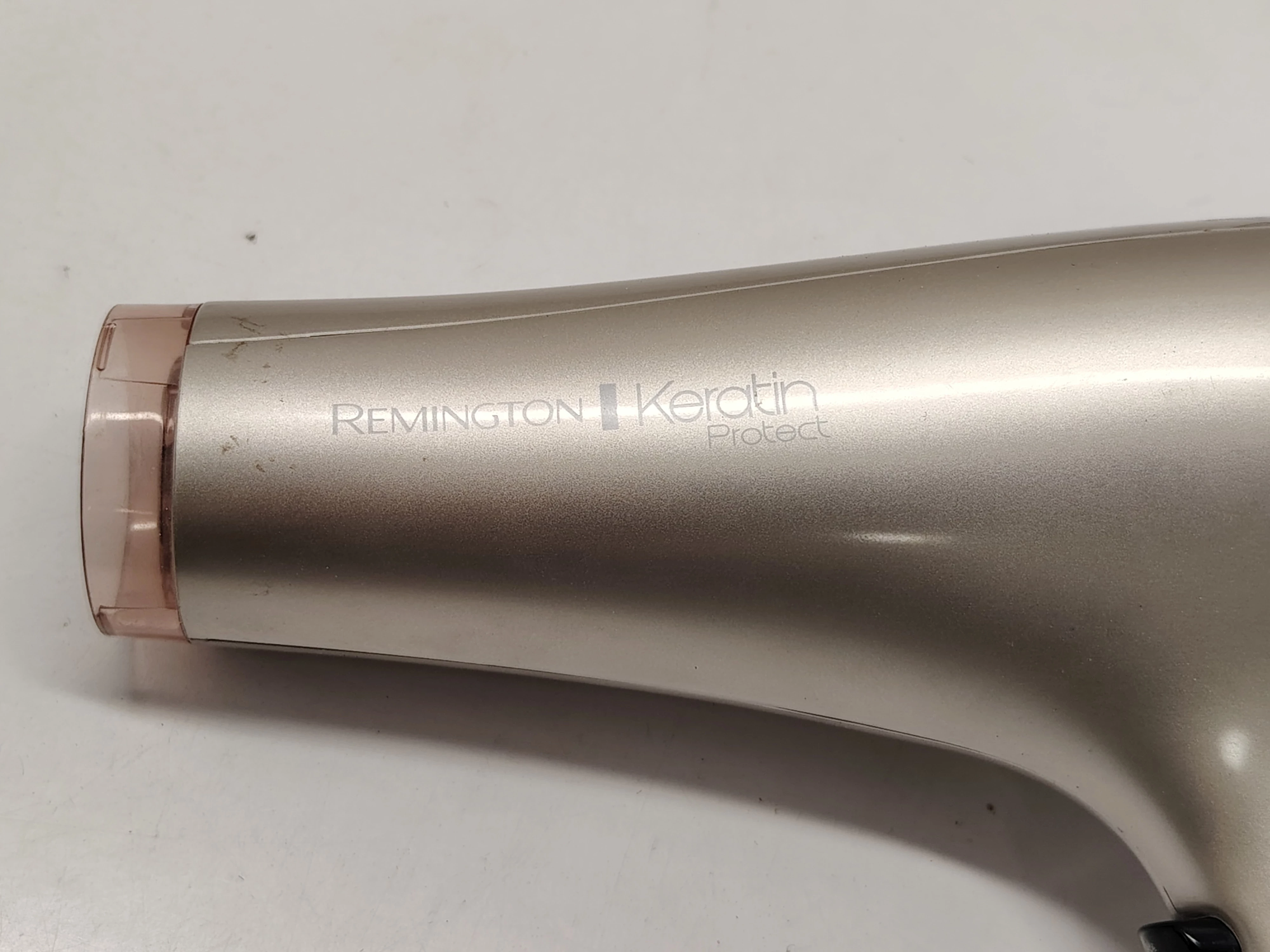 suszarka-do-wlosow-remington-keratin-therapy-pro-ac8000-liczba-zakresow-temperatury-3