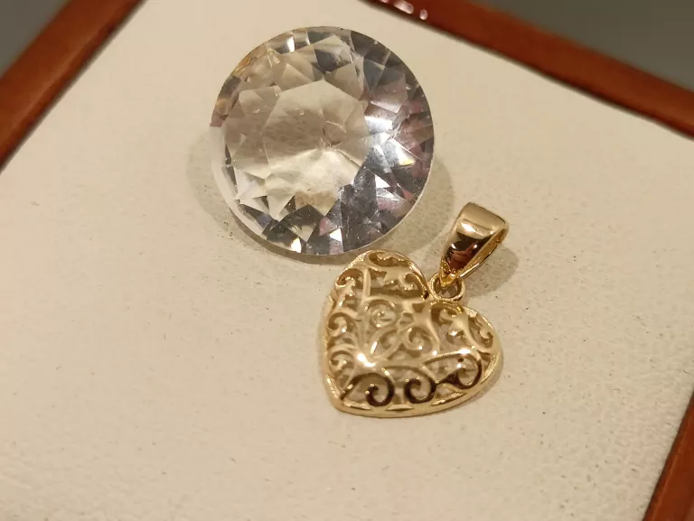 ZŁOTA ZAWIESZKA  SERCE 585PR 0,67G