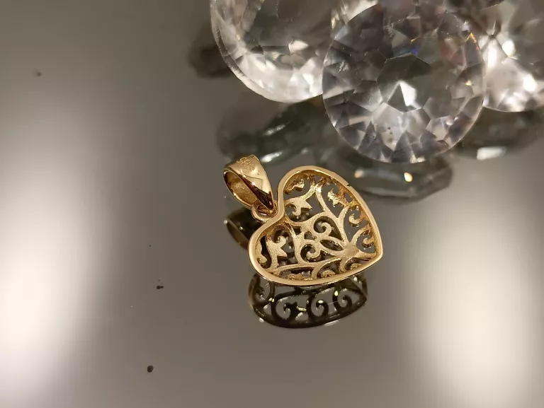 ZŁOTA ZAWIESZKA  SERCE 585PR 0,67G