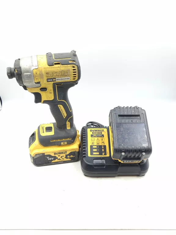 ZAKRĘTARKA DEWALT DCF887 2X AKU, ŁAD