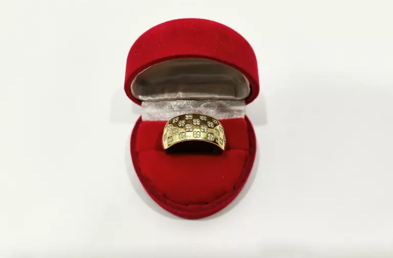 ZŁOTY PIERŚCIONEK Z CYRKONIAMII 6,48G 585