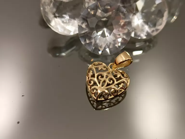 ZŁOTA ZAWIESZKA  SERCE 585PR 0,67G