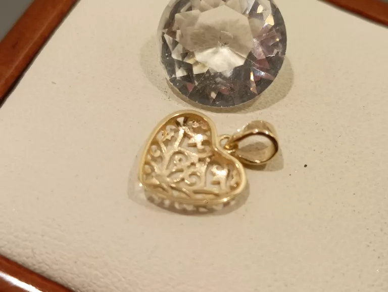 ZŁOTA ZAWIESZKA  SERCE 585PR 0,67G