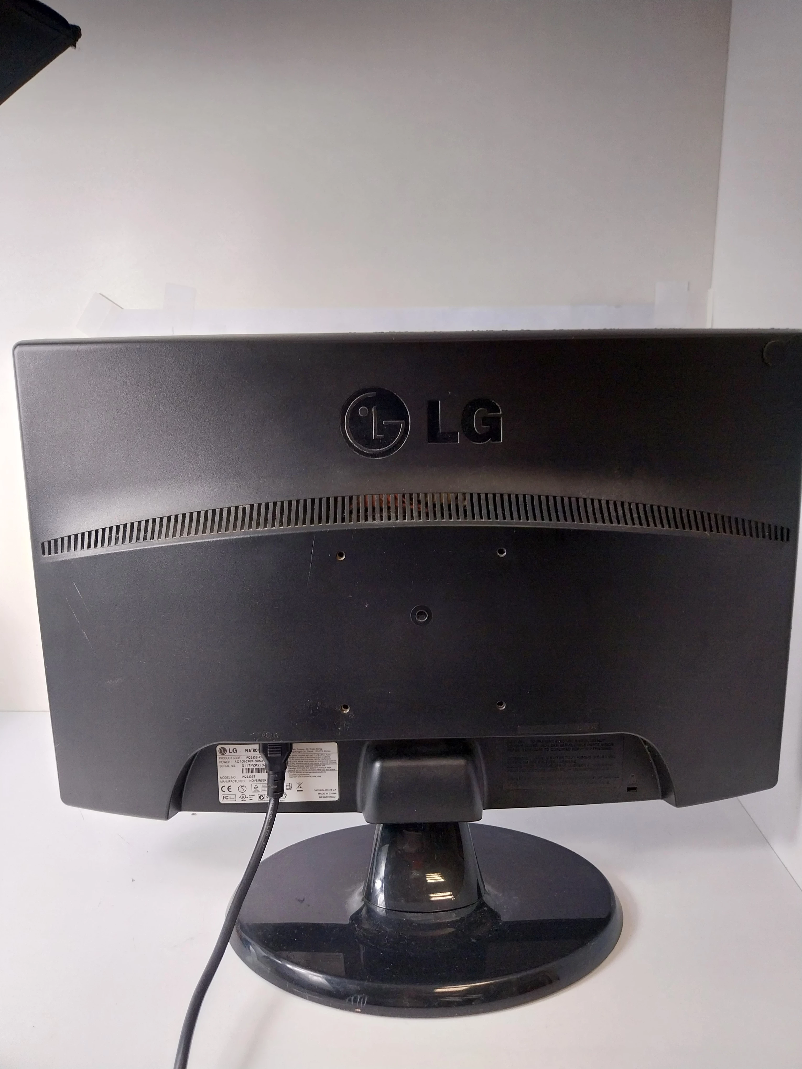 monitor-lcd-22-lg-flatron-w2243s-pf-ean-gtin-8808992522812