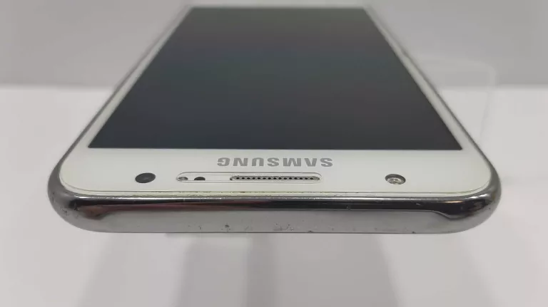 TELEFON SAMSUNG GALAXY J5
