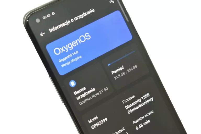 TELEFON ONEPLUS NORD 2T 5G