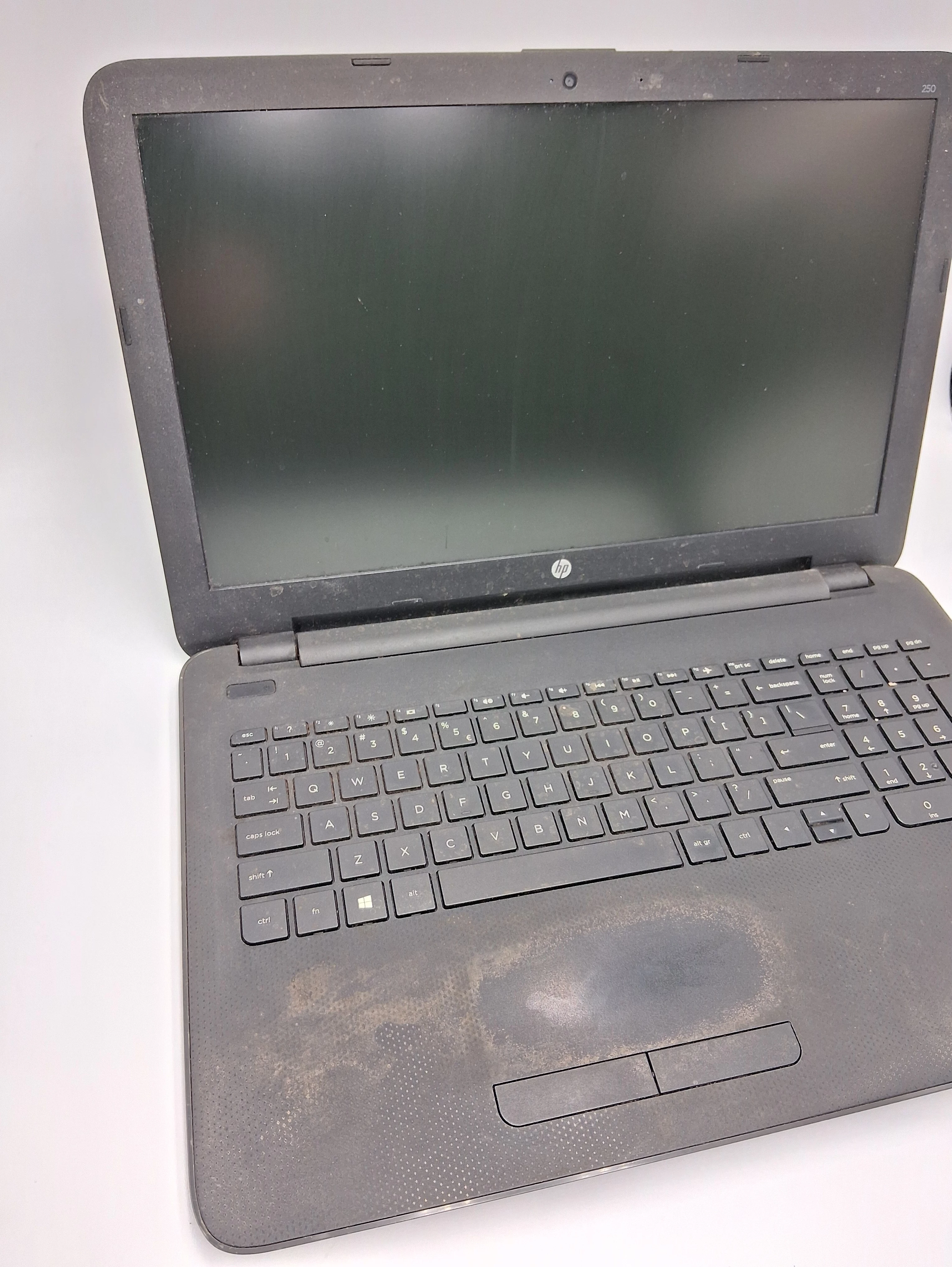laptop-hp-250-g4-win10proi3-5-gen4gb-ram-ean-gtin-0889894150974