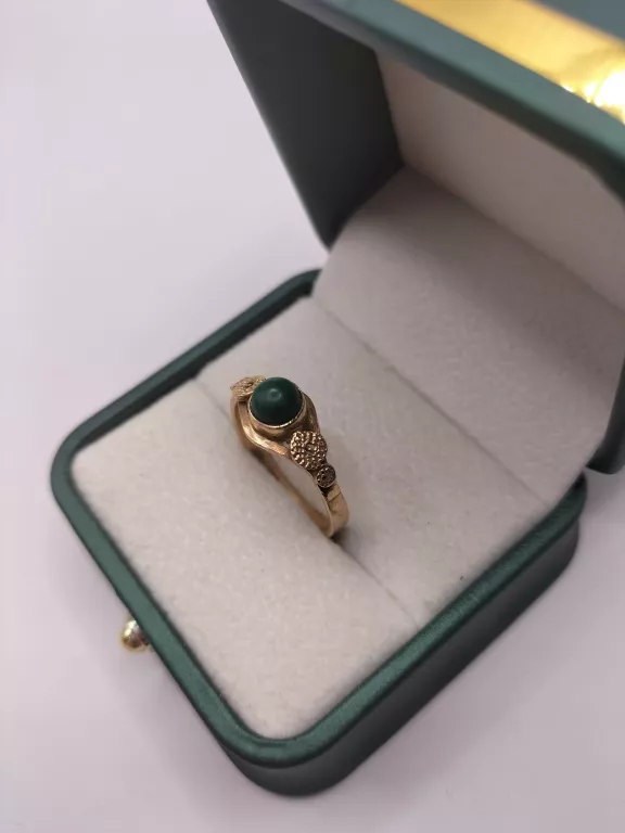 ZŁOTY PIERŚCIONEK Z ZIELONYM OCZKIEM PRÓBY 585