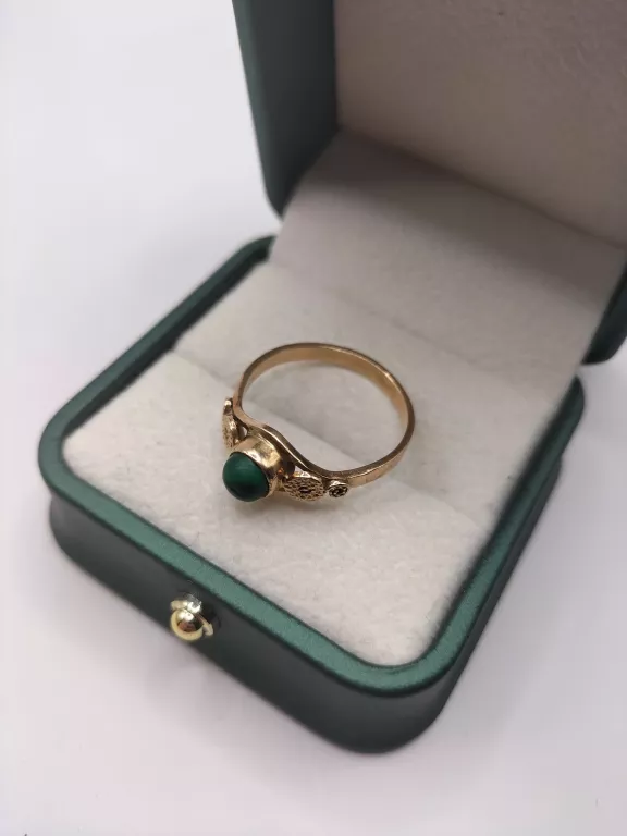 ZŁOTY PIERŚCIONEK Z ZIELONYM OCZKIEM PRÓBY 585