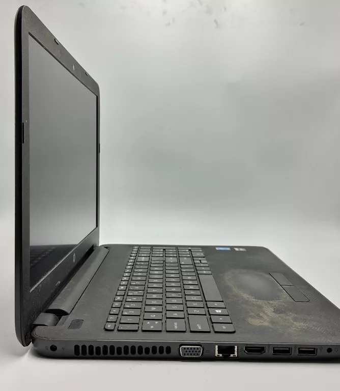 laptop-hp-250-g4-win10proi3-5-gen4gb-ram-przekatna-ekranu-1560