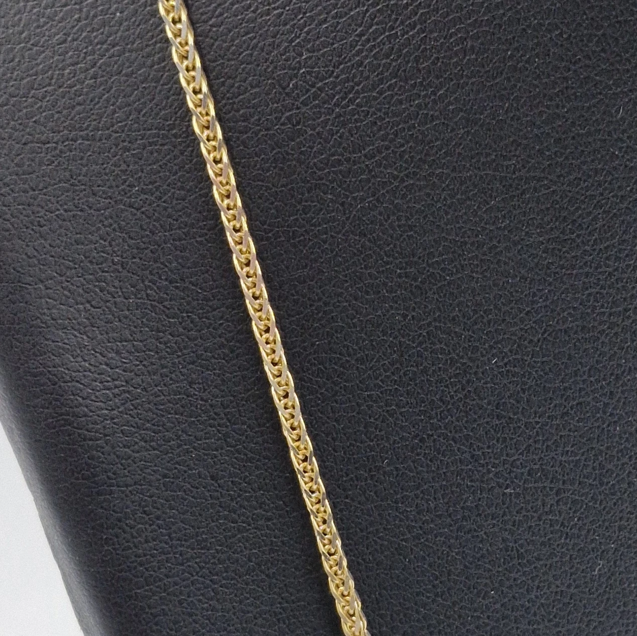 piekny-nowy-zloty-lancuszek-3338k379-g43-cm-stan-11323-1