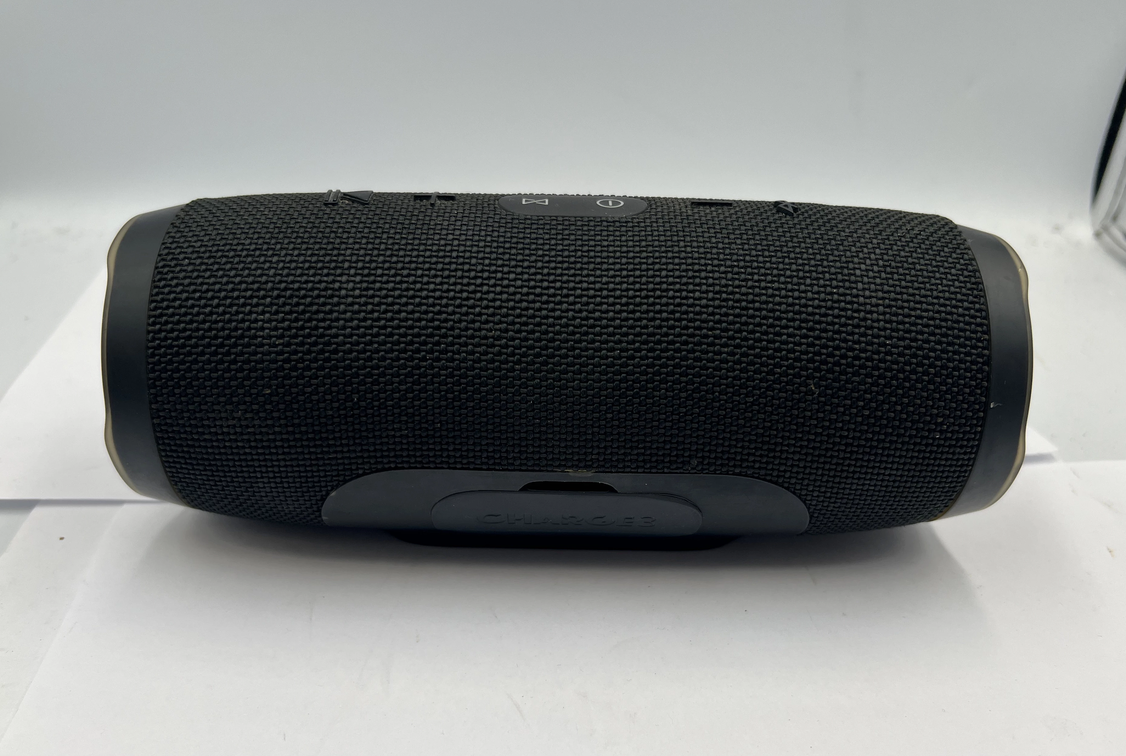 glosnik-bt-jbl-charge-3-czarny-funkcje-221089-2