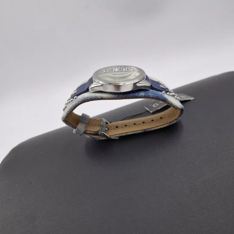 ZEGAREK GUESS W1141L1