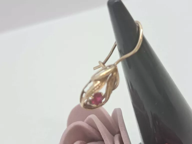 POJEDYŃCZY KOLCZYK 585/0,80G