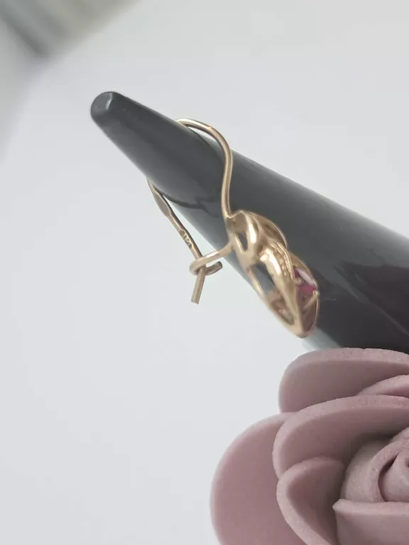 POJEDYŃCZY KOLCZYK 585/0,80G