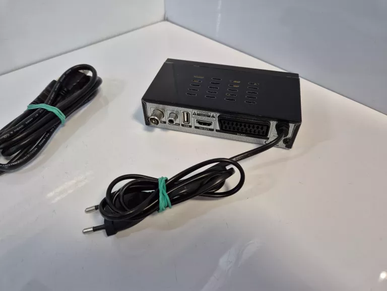 TUNER CYFROWY DEKODER DVB-C DVB-T2 TELEWIZJI KABLOWEJ TV NAZIEMNEJ OPTICUM