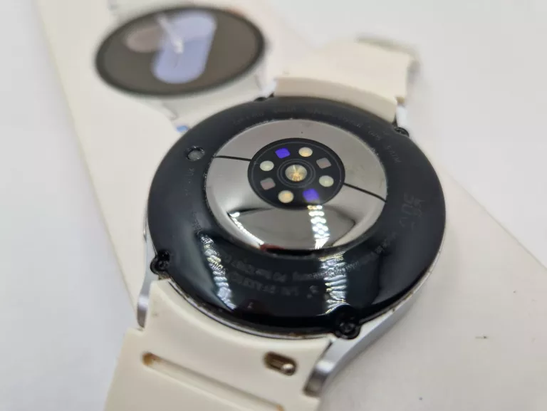 SMARTWATCH SAMSUNG GALAXY WATCH 7 L310 44MM SILVER KOMPLET