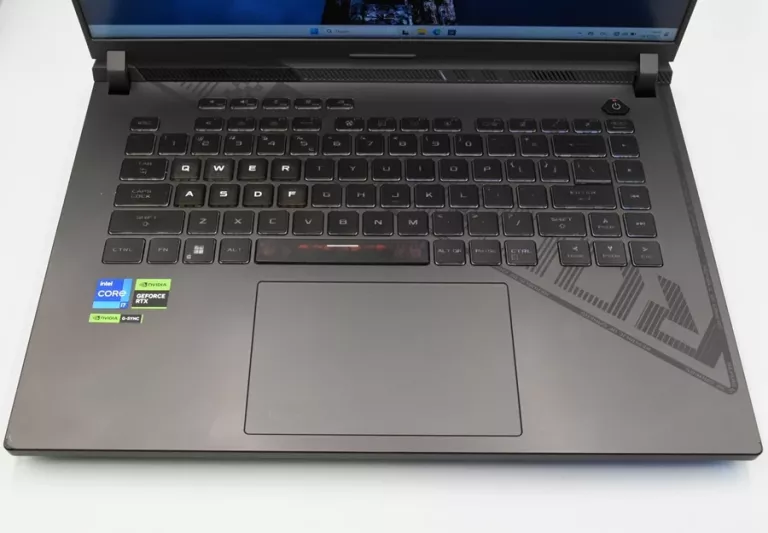 LAPTOP ASUS ROG STRIX G16 I7-13650HX 16G 512G RTX4050 2K 240HZ