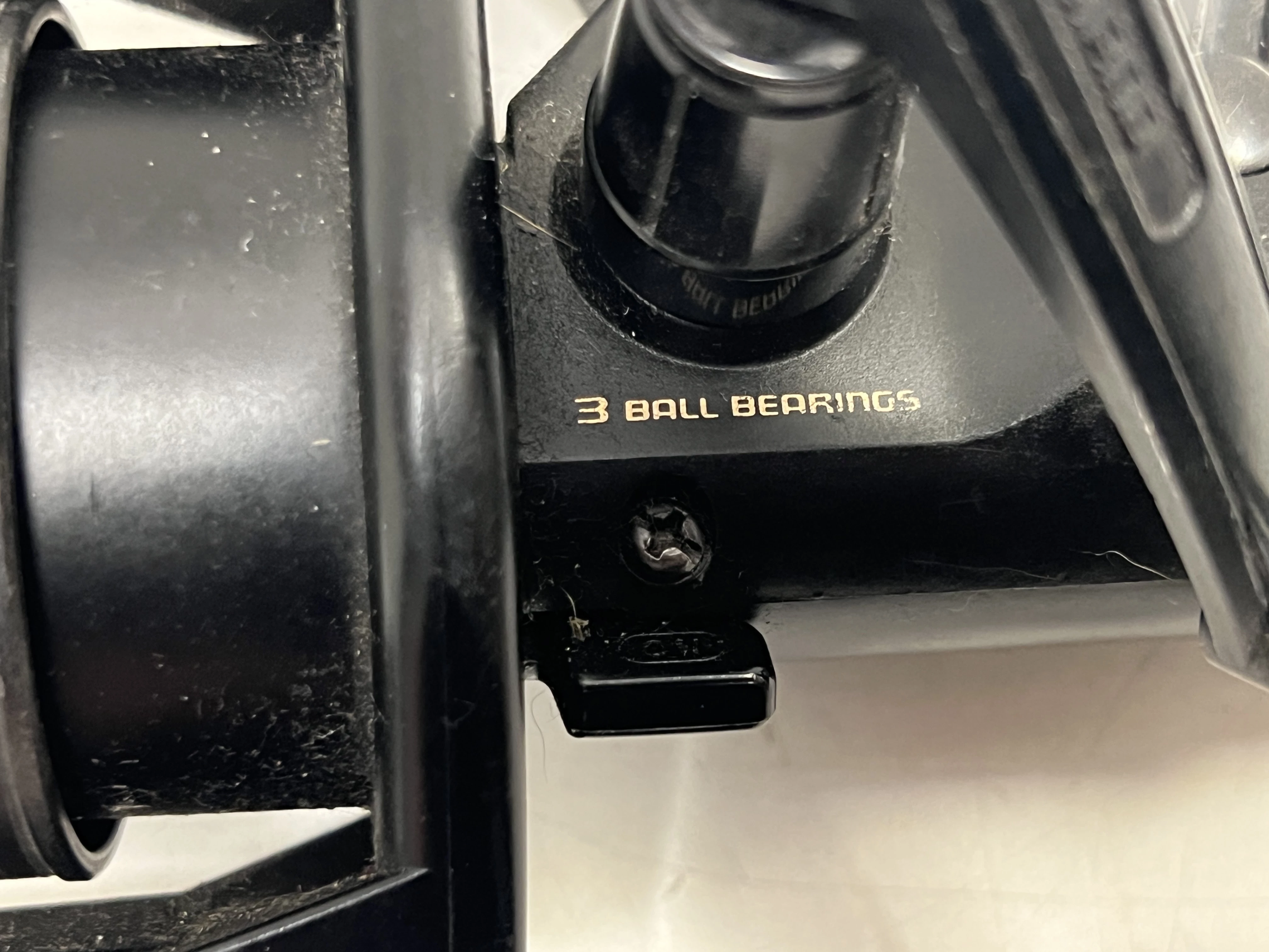 kolowrotek-shimano-aero-gt-4000-r-4-model-r-4