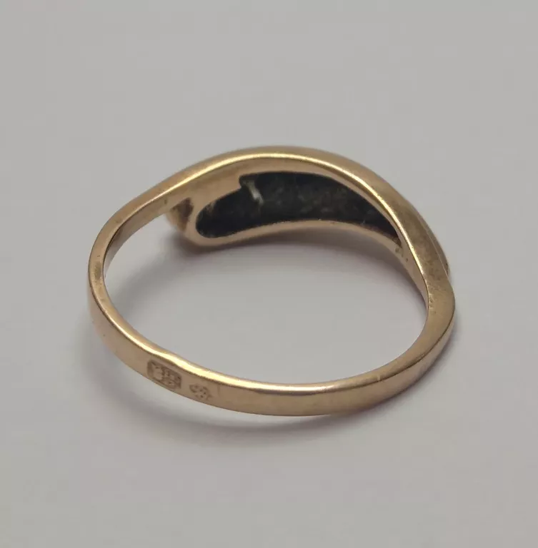 WYRÓB JUBILERSKI UŻYWANY PIERŚCIONEK 2,75G