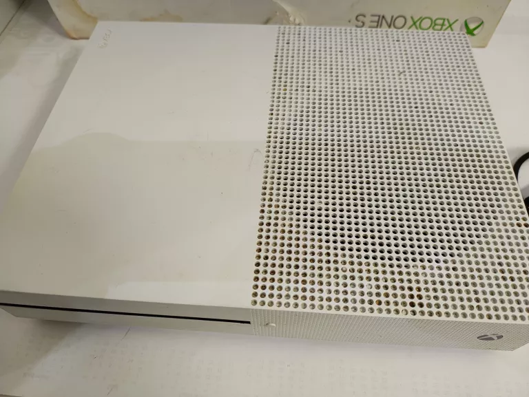 KONSOLA XBOX ONE S 1TB