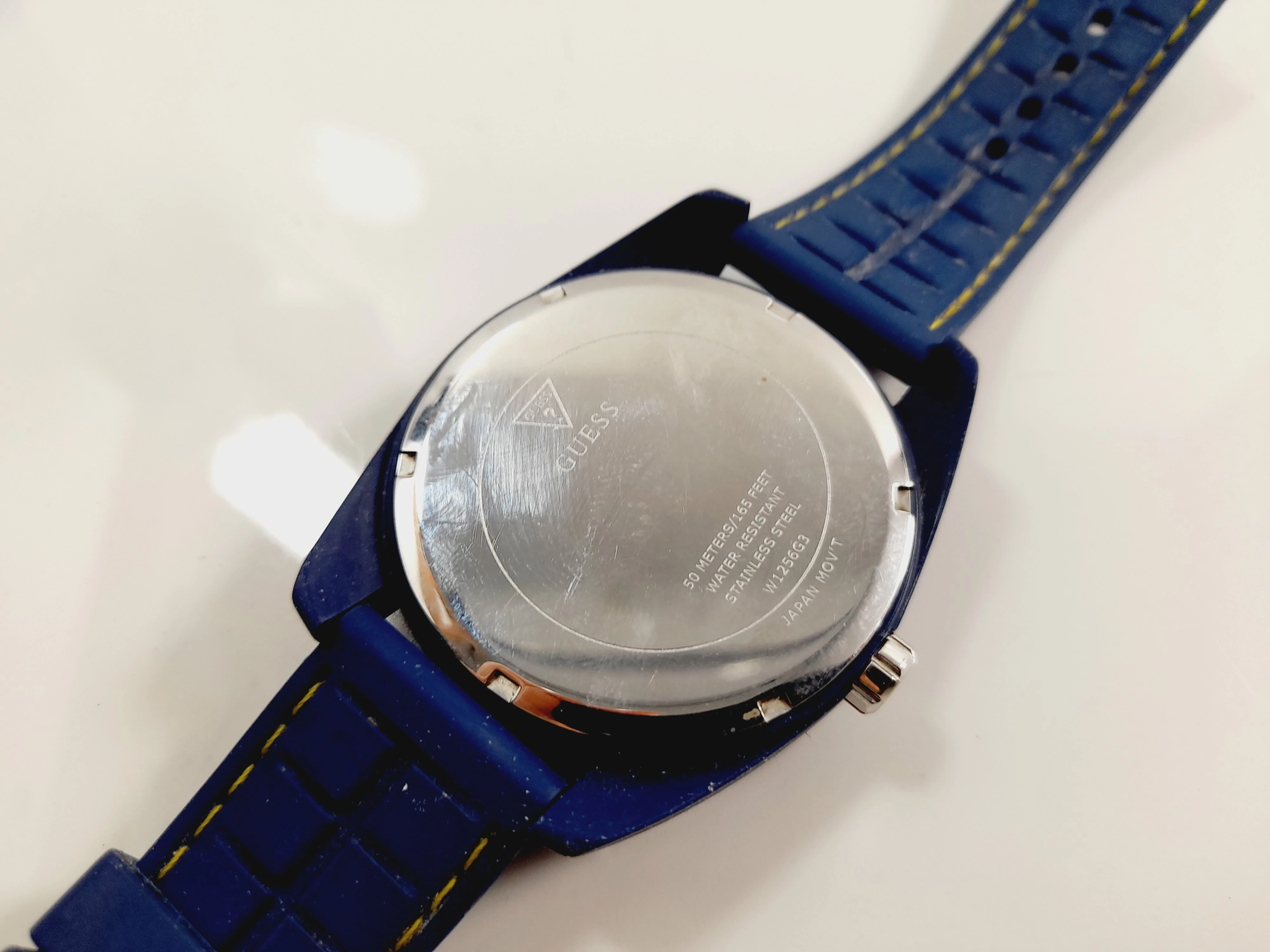 zegarek-meski-guess-w1256g3-dash-material-paska-129219-10