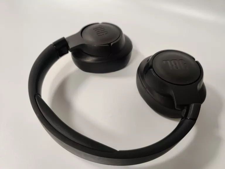 SŁUCHAWKI JBL 760NC