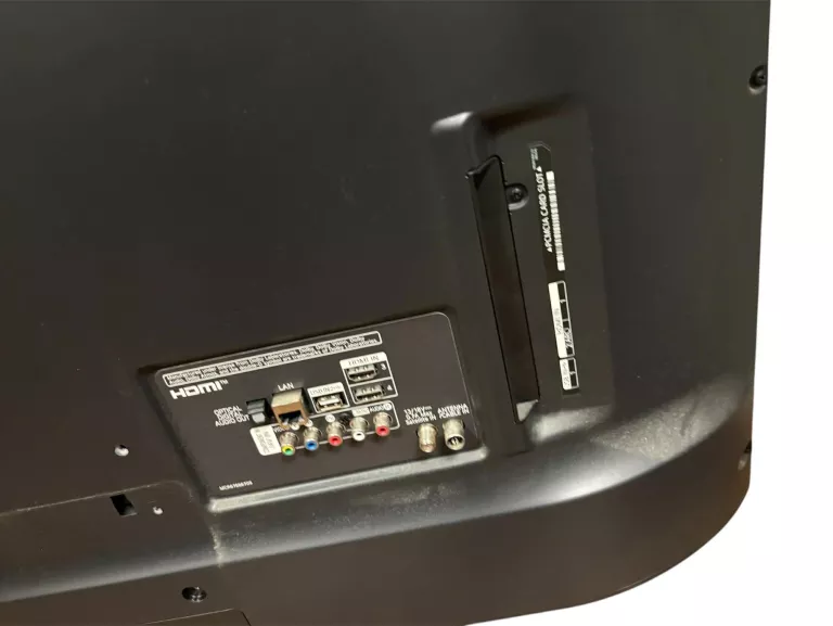 telewizor-lg-43-uhd-4k-2020-ai-tv-ze-sztuczna-inteligencja-43un8100-zesta-stan-11323-2